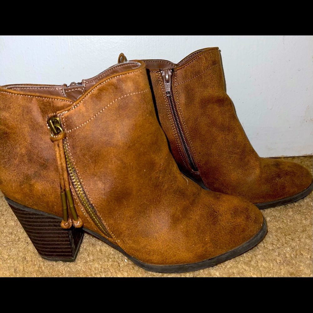 Report Booties